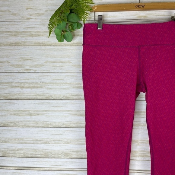 Prana Hot Pink Magenta Purple Patterned Cropped Bermuda Knee Length Yoga Pants - Picture 2 of 4
